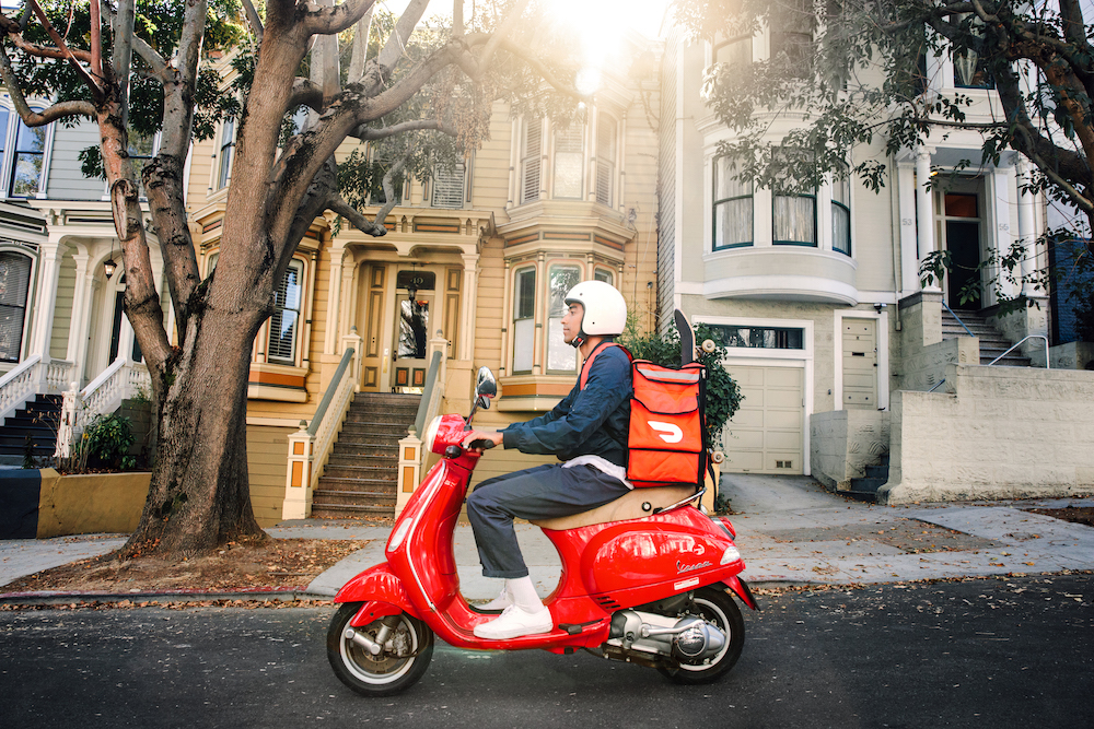 DoorDash offers delivery workers an hourly rate, but there’s a catch