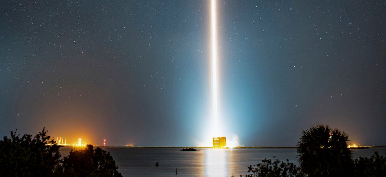 SpaceX запустил и приземлил ракету Falcon 9 в рекордный 10-й раз