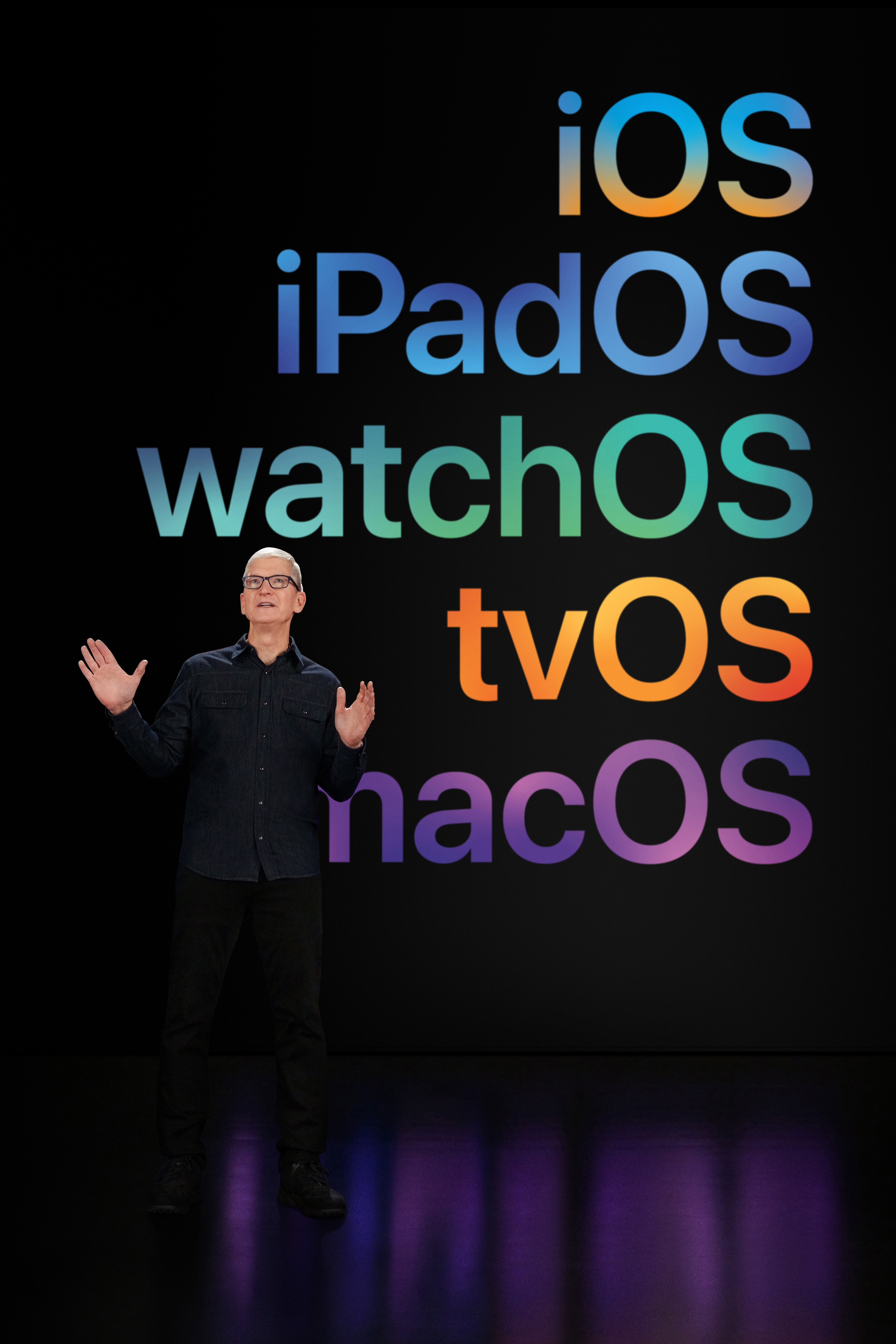 Apple.WWDC21.Tim Cook.02