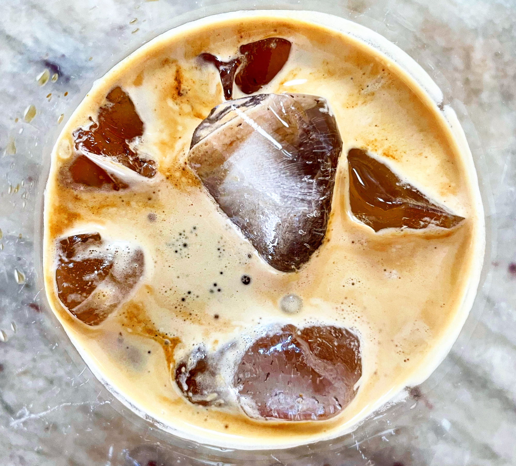 An iced coffee drink made with Osma Pro.