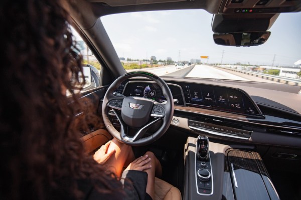 Cadillac will offer two new features to select Super Cruise drivers this summer – TechCrunch