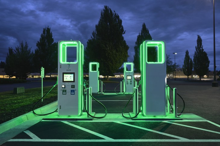 Solar Electric Vehicle Charger