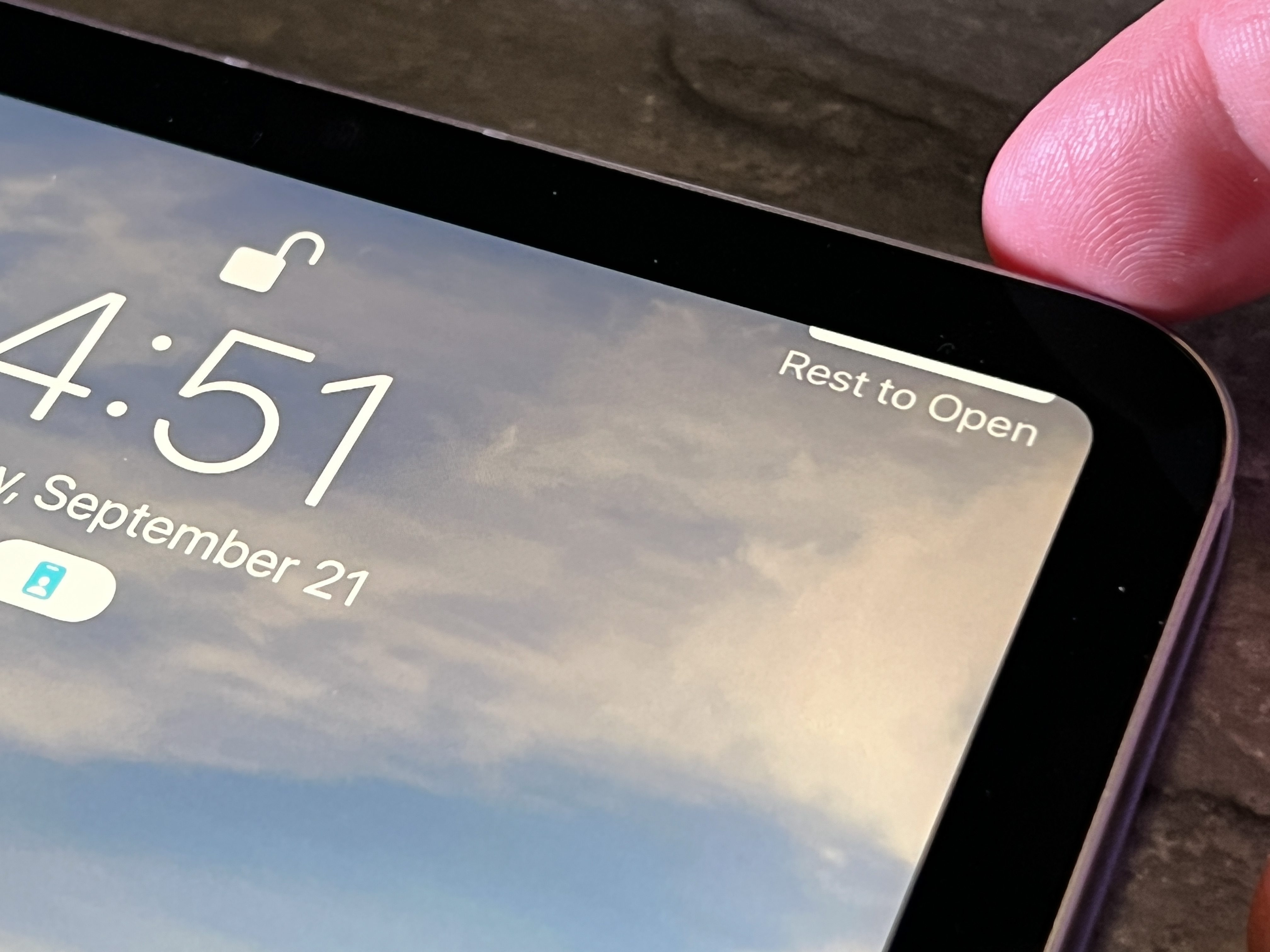 Apple's 2021 iPad Mini Isn't Just Living, That's Thriving