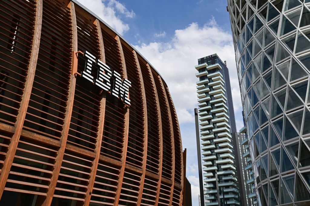 Red Hat continues to grow, but IBM’s struggles continue