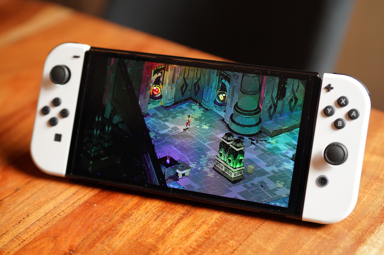 Review: Nintendo Switch OLED is a boon to handheld users but