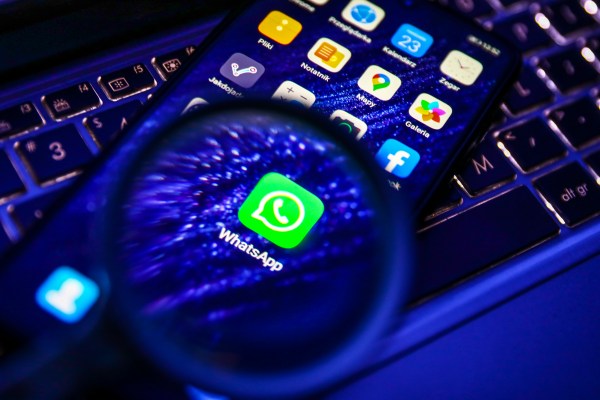 WhatsApp now lets you export your chat history, photos, videos and more from And..