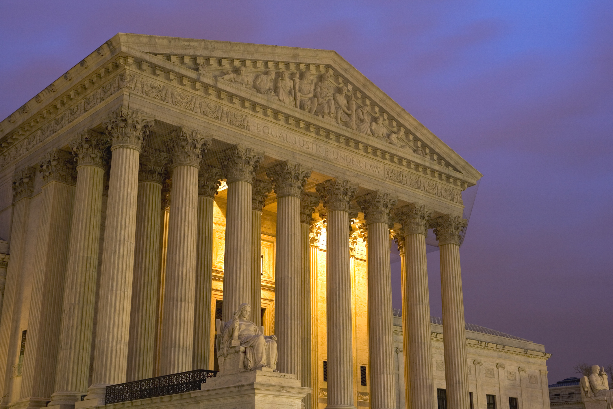 Corte Suprema de los Estados Unidos en Crepúsculo
