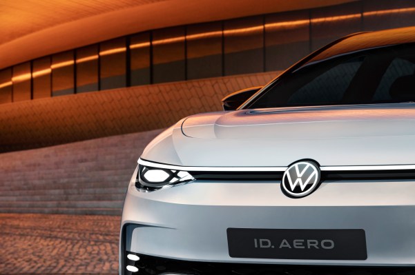 Volkswagen unveils ID.AERO concept that will provide the basis for 2023 flagship EV