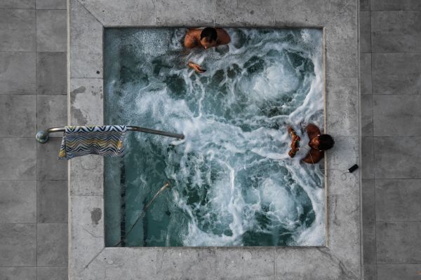 Security flaws in internet-connected hot tubs exposed owners’ personal data – TechCrunch