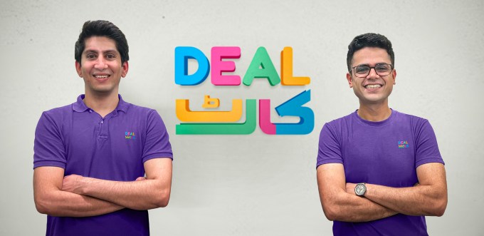 DealCart founders Ammar Naveed and Haider Raza
