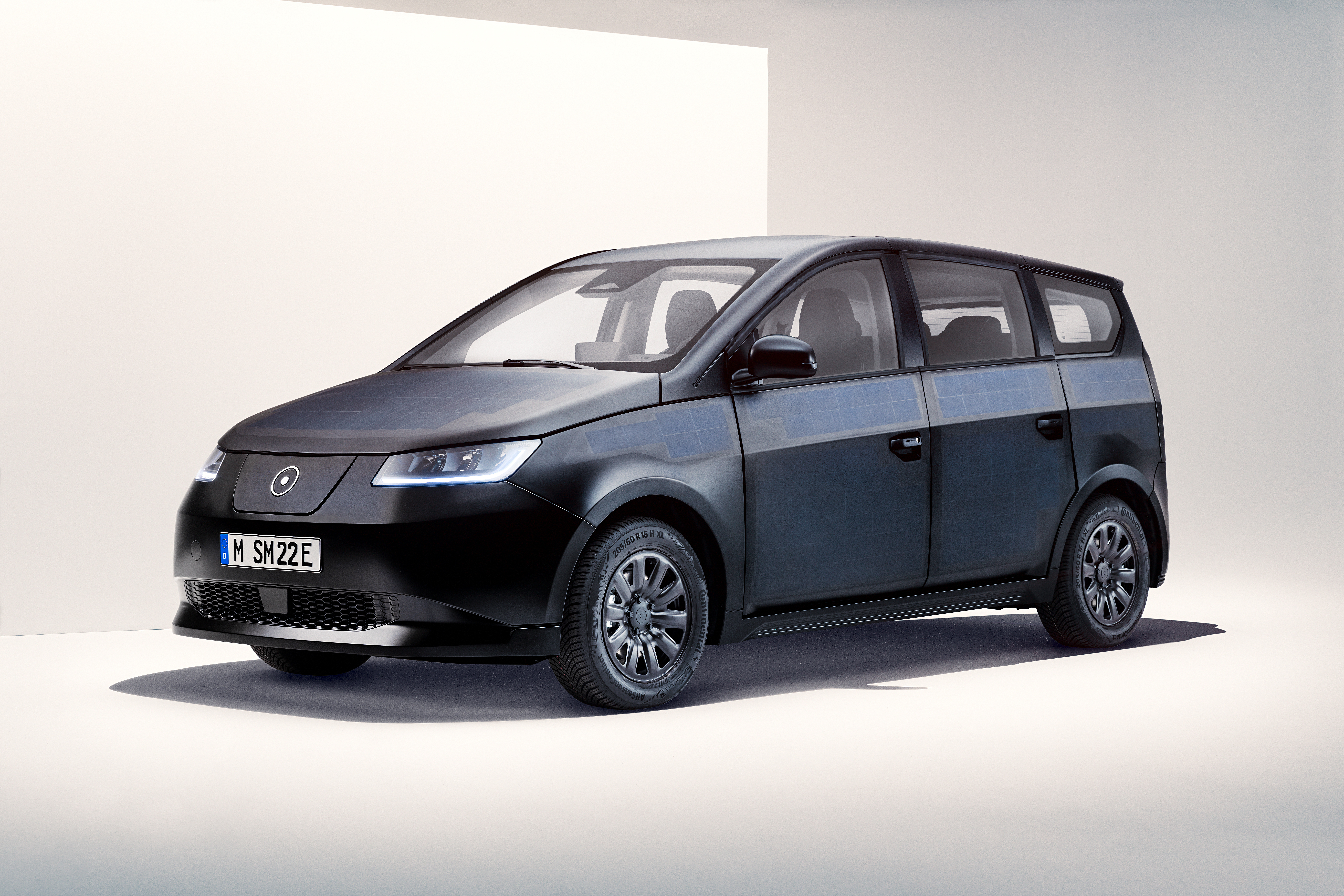 Rendering of Sono Motors Sion, a small black hatchback
