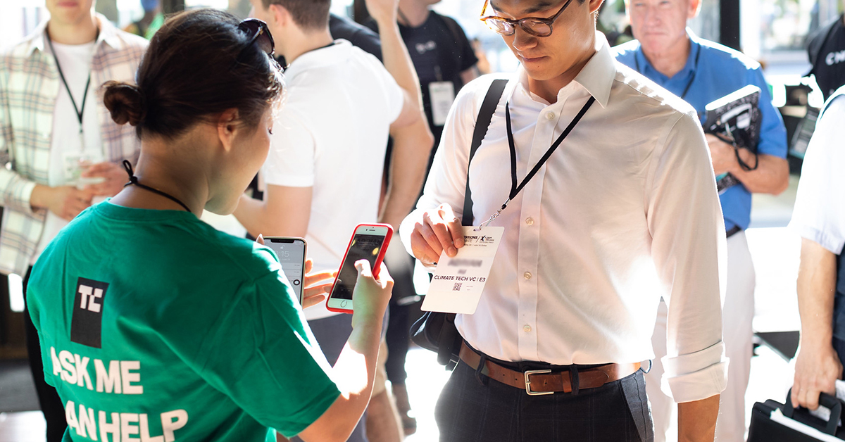 24 hours left to apply to volunteer at TechCrunch Disrupt and attend for free • TechCrunch