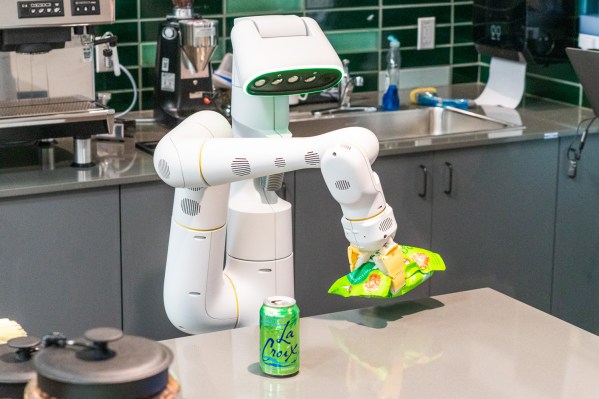 Google makes robots smarter by teaching them about their limitations