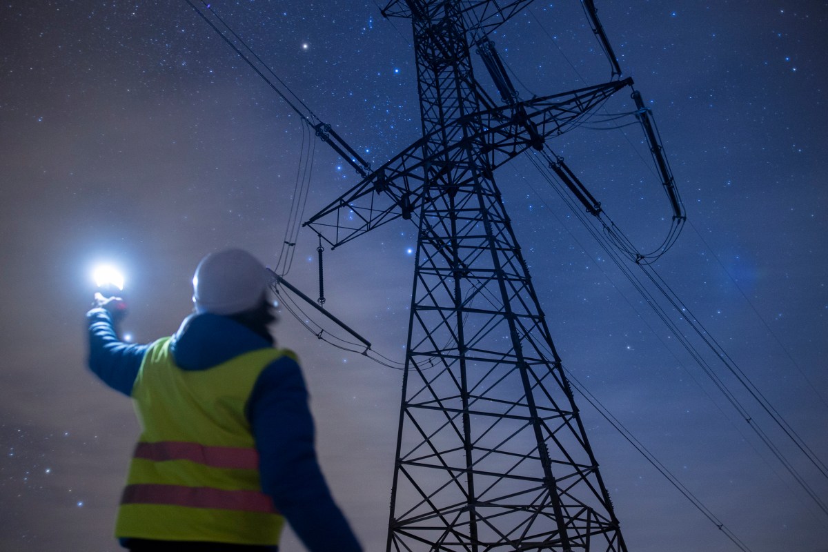LineVision and GE team up to fortify the electrical grid to handle more renewables • TechCrunch