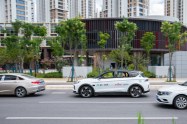 Baidu to operate fully driverless commercial robotaxi in Wuhan and Chongqing Image