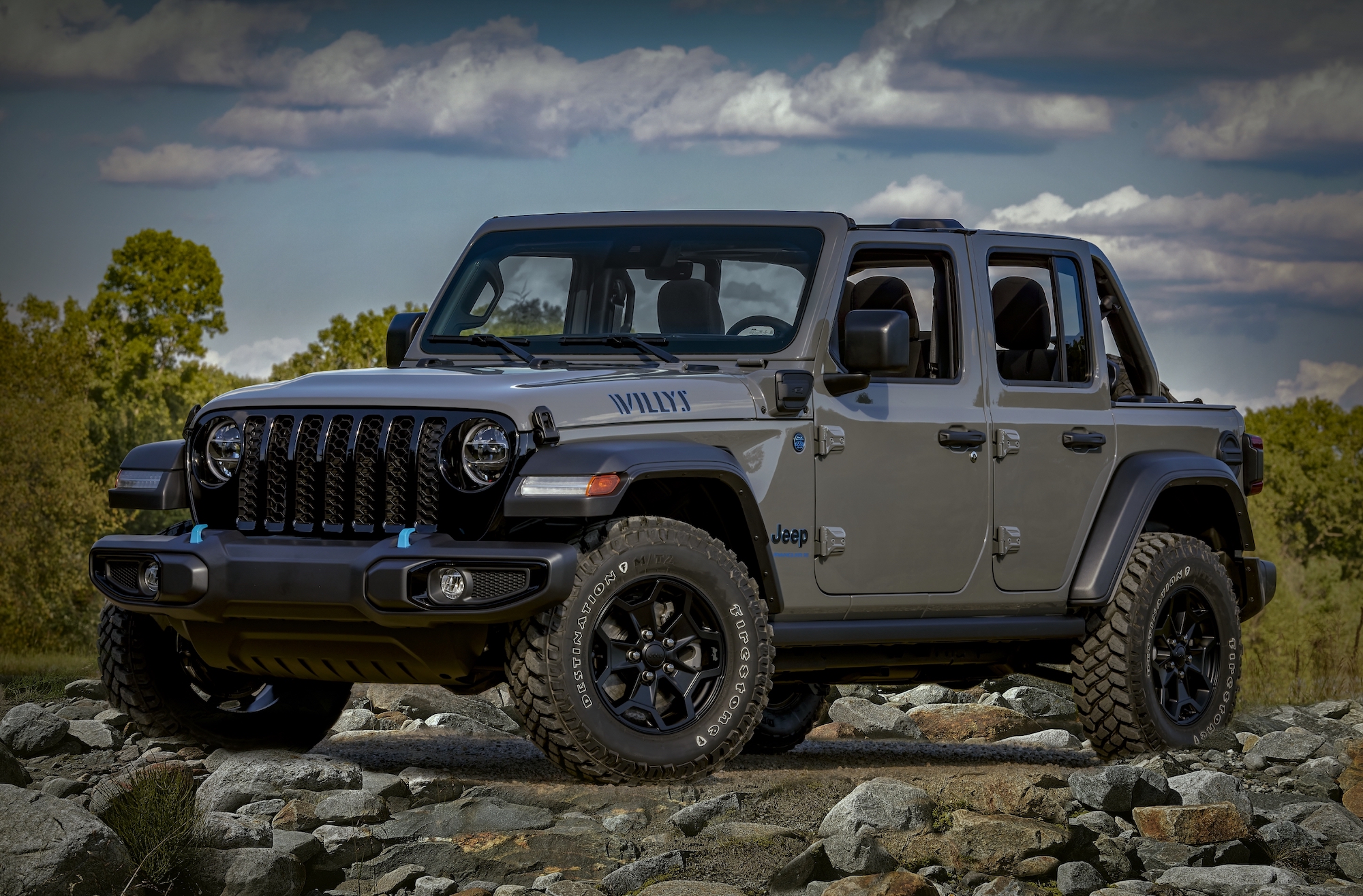 Jeep turns to its heritage for newest and cheapest plug-in hybrid Wrangler
