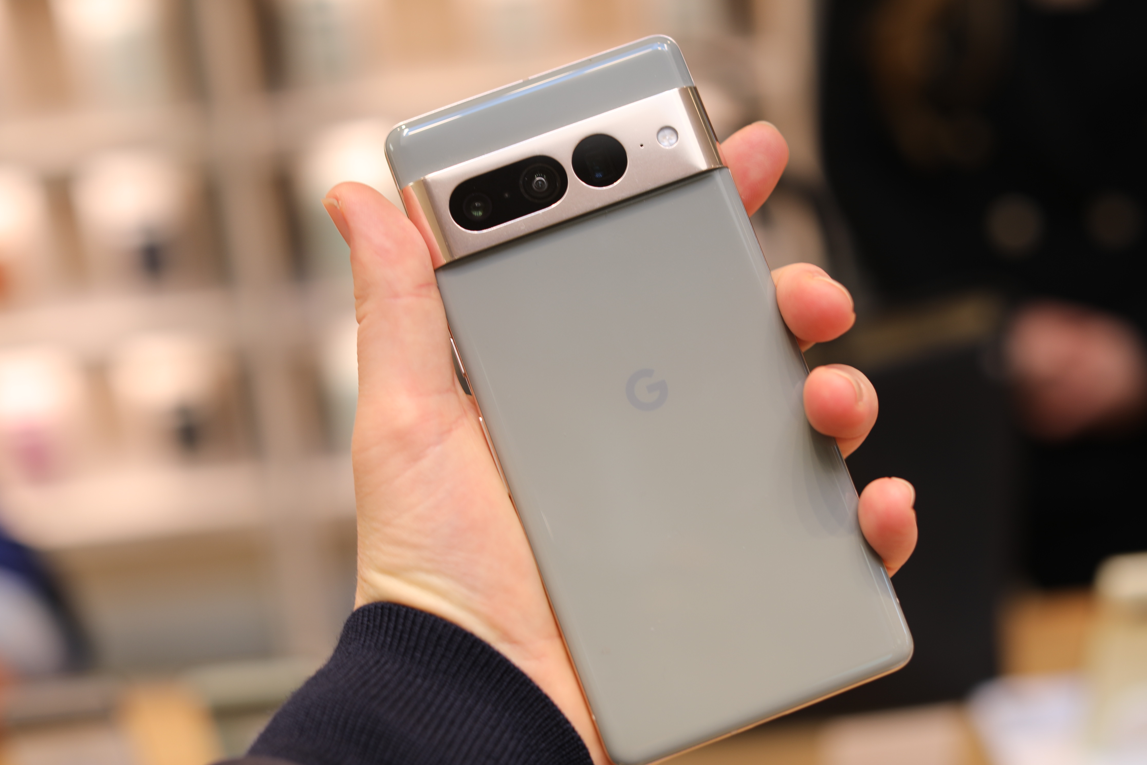 Google Pixel 7 up close: The software’s the thing