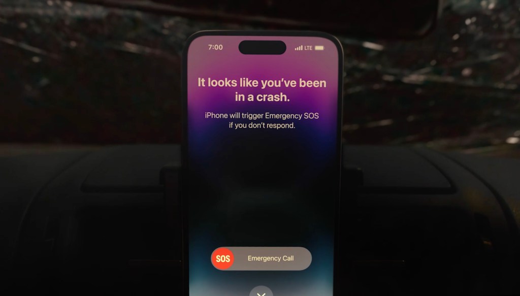 Crash detection on Apple mobile