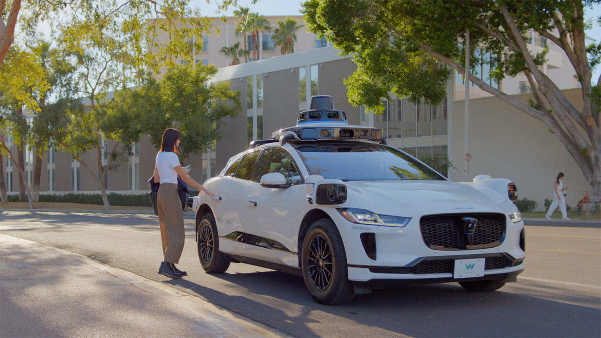 Cruise and Waymo win robotaxi expansions in San Francisco