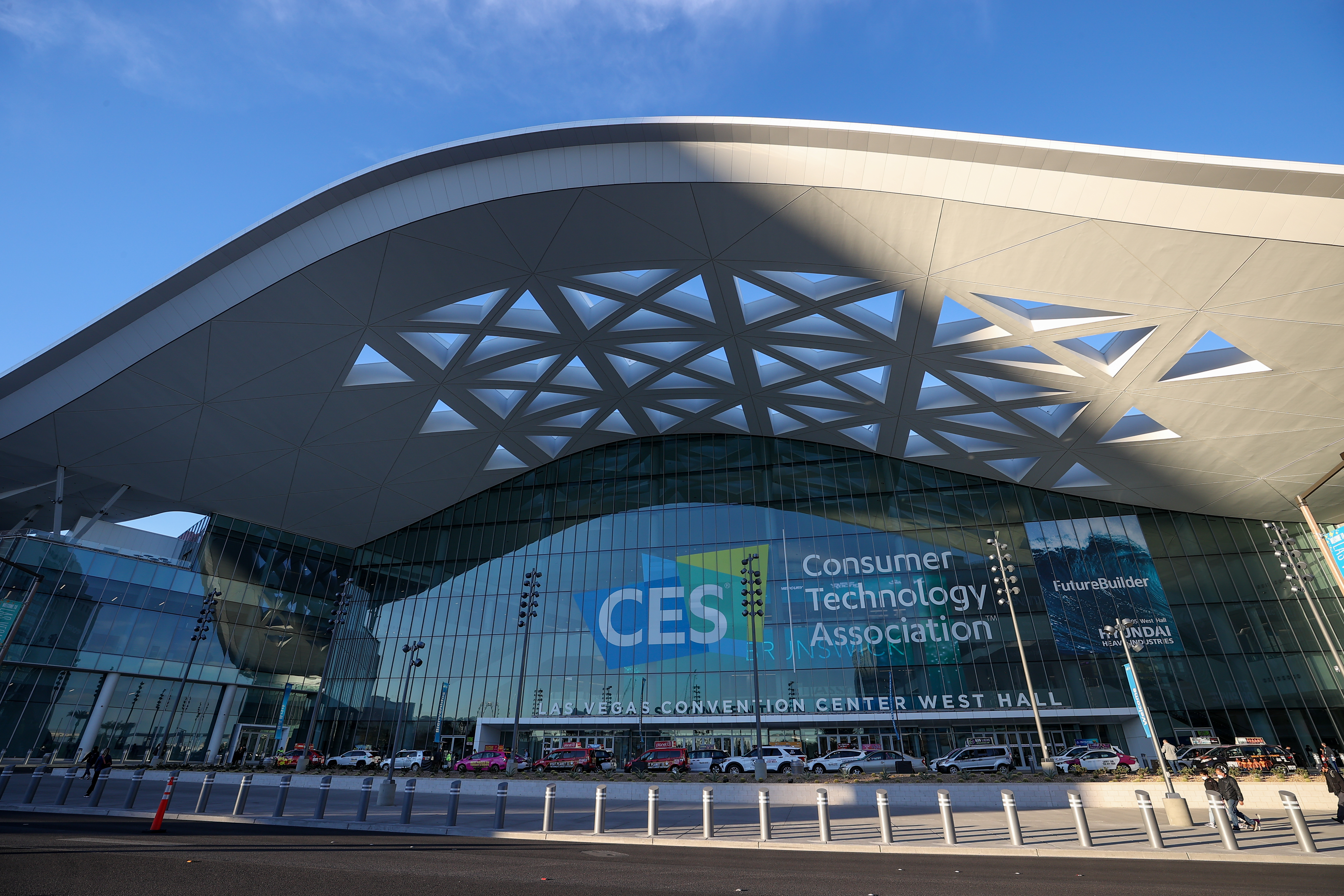 LAS VEGAS, NEVADA - JANUARY 5: CES, the world's largest annual consumer technology trade show opens its door to visitors on January 5, 2022 at the Las Vegas Convention Center in Las Vegas, Nevada, United States. (Photo by Tayfun Coskun/Anadolu Agency via Getty Images)