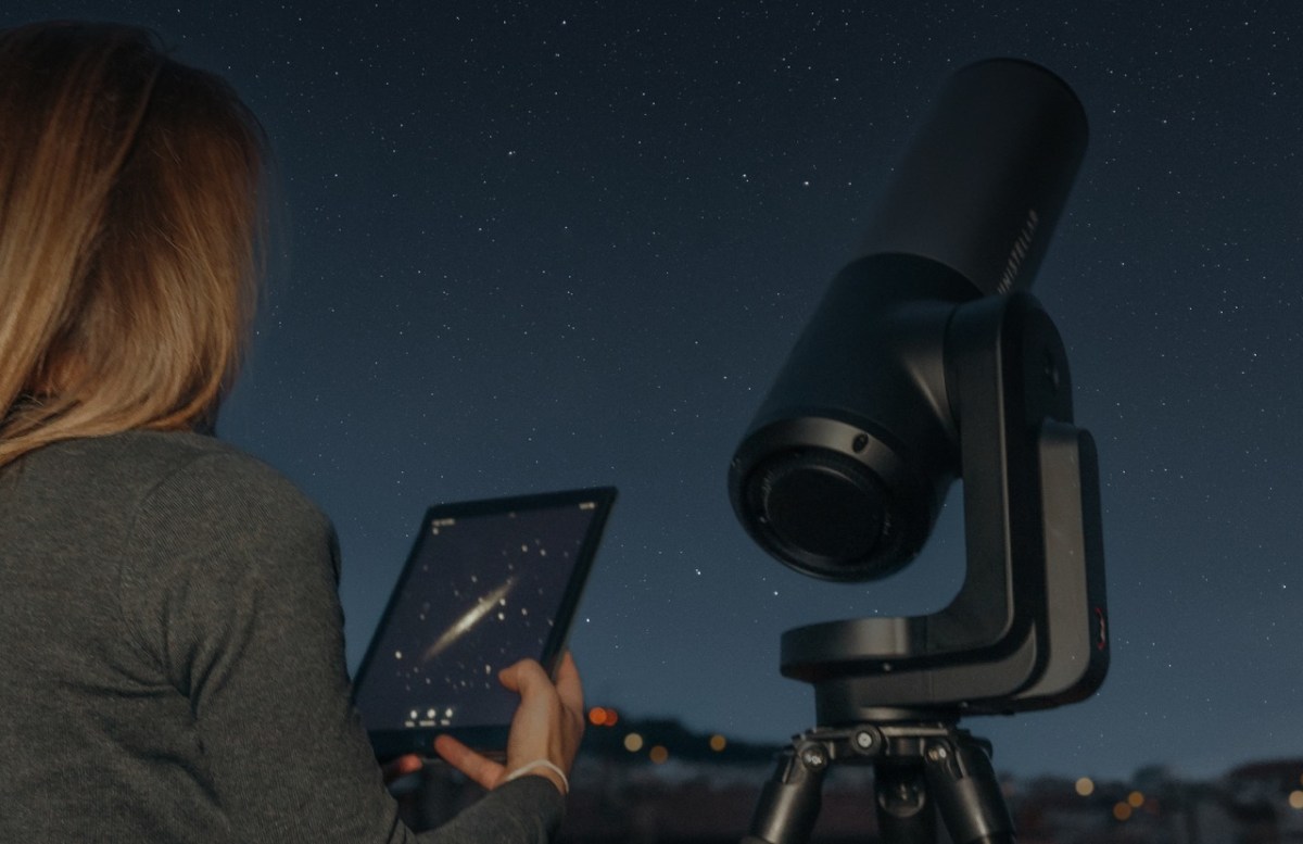 Unistellar’s telescope turns your smartphone into a stargazer • TechCrunch