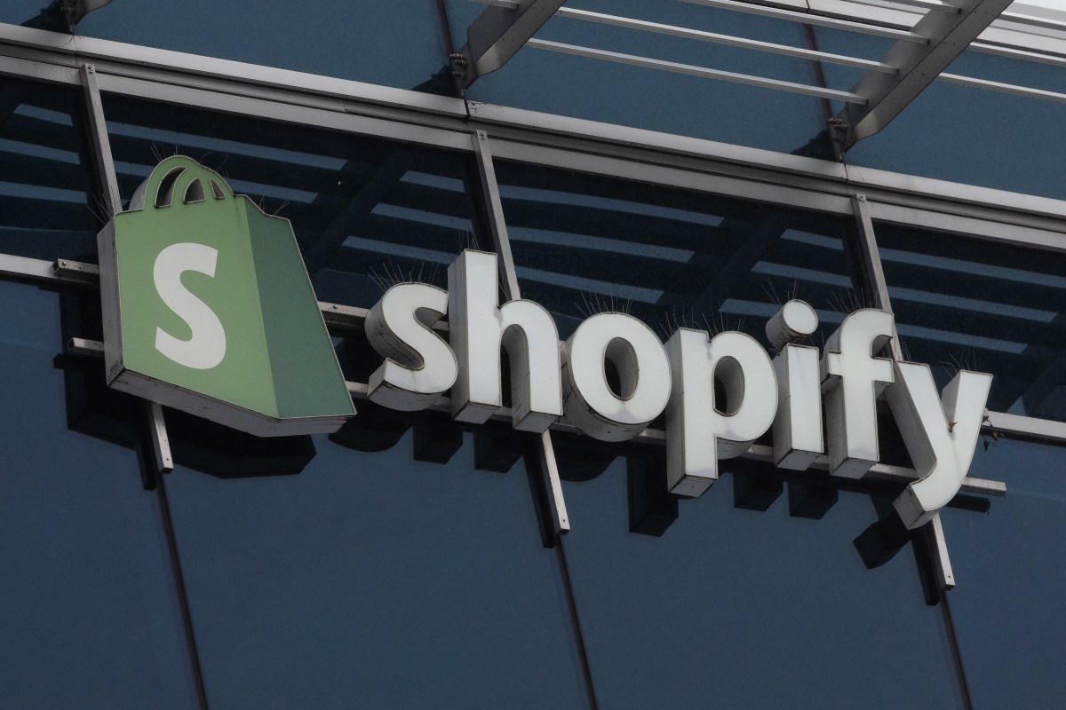 Shopify Sidekick is like ChatGPT, but for e-commerce merchants