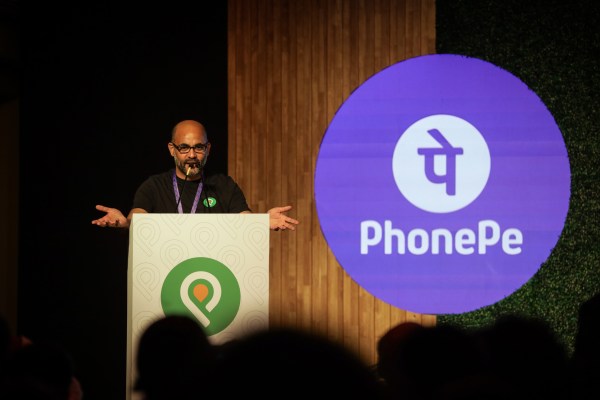 PhonePe Walmart در چالش با گوگل، فروشگاه اپلیکیشن را با هزینه صفر راه اندازی کرد