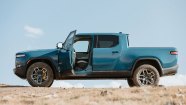 Rivian Q3 deliveries beat expectations, jump 23% from previous quarter Image