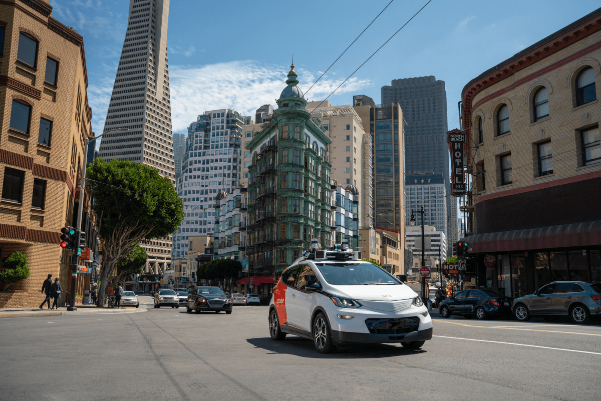 San Francisco requests redo on Cruise, Waymo robotaxi expansion hearing