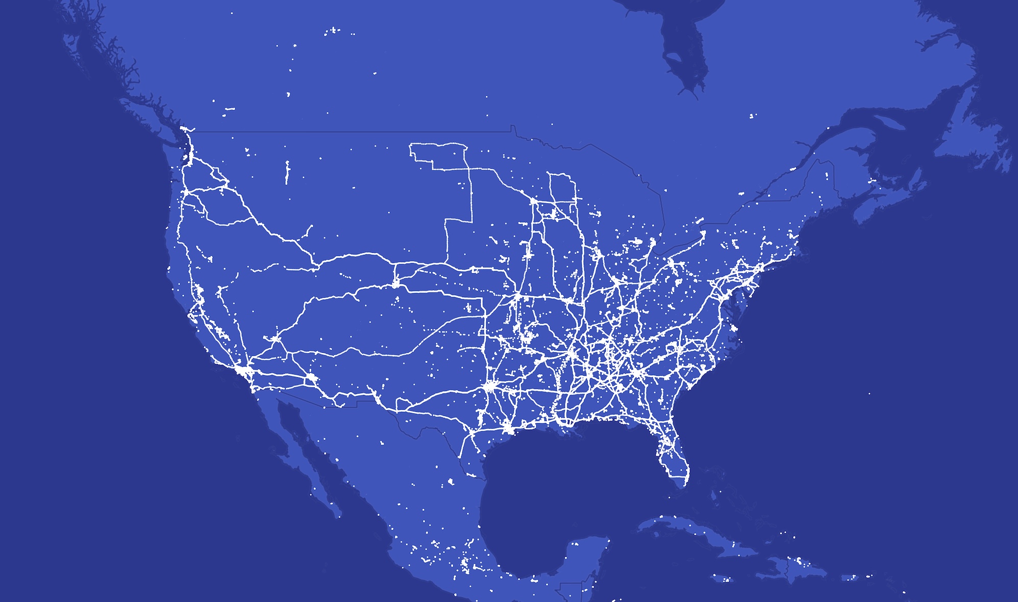 تم عرض الملايين من نقاط بيانات الموقع على خريطة زرقاء للولايات المتحدة