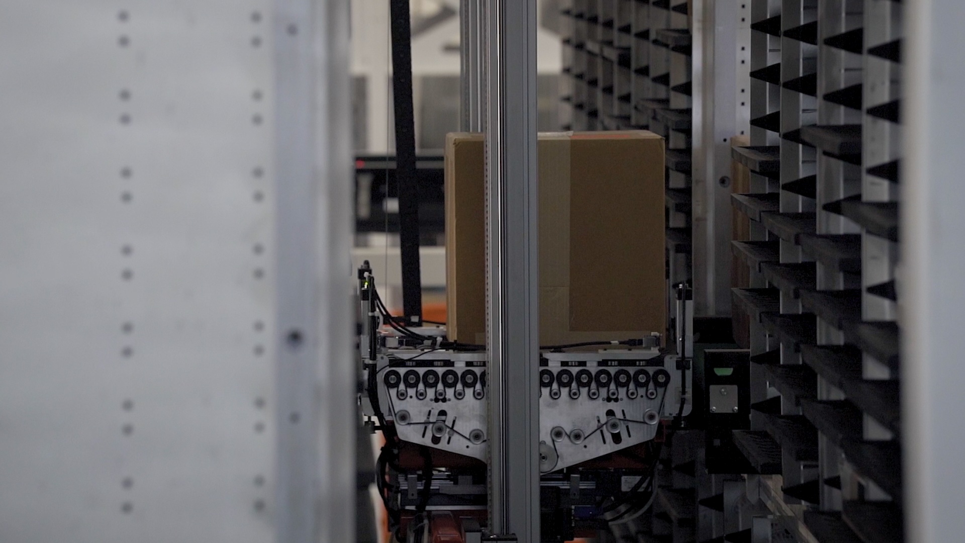 Boxbot pivots from last-mile trucks to robotical parcel storage 2