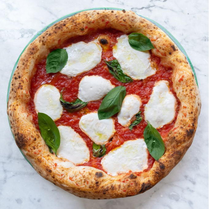 Dreamfarm's vegan mozzarella on a Pizza Pizzium Margherita pizza