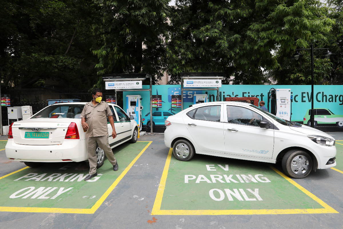 How India will navigate EVs in 2024 thumbnail