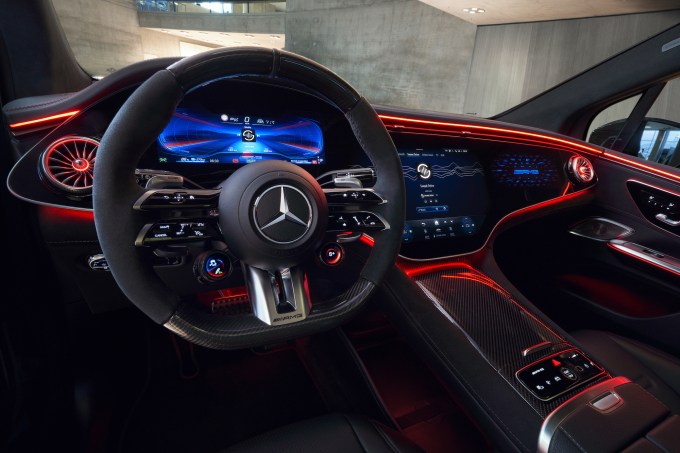 mercedes will.i.am sound drive ces