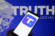 Trump’s Truth Social plans to launch a live TV streaming platform Image